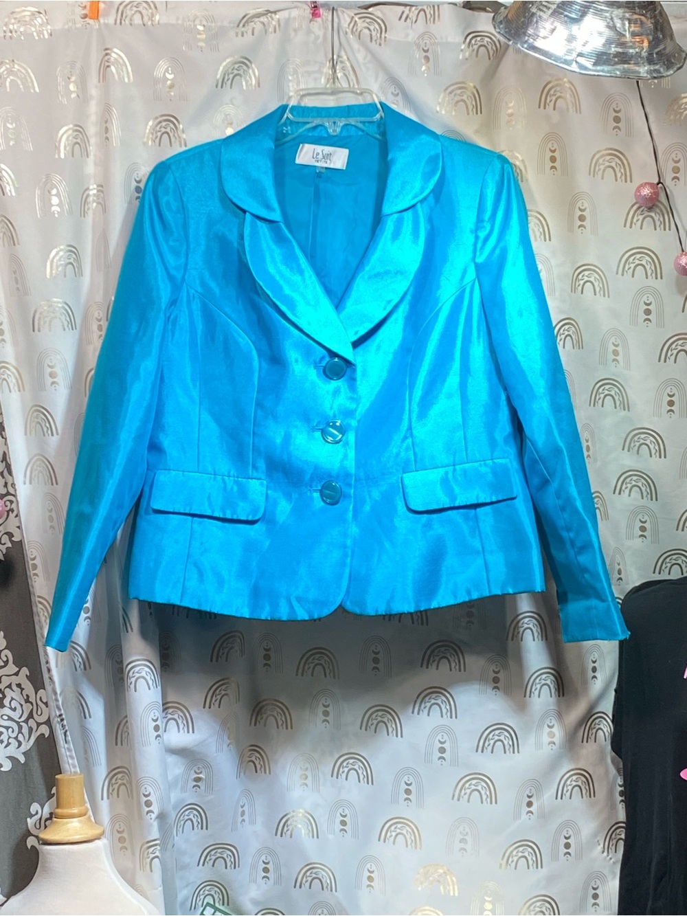 Le Suit Bright Teal Satin Blazer